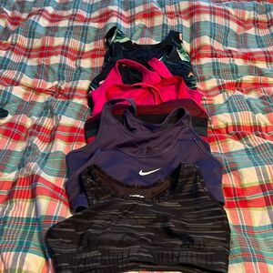 Lot of 7 SZ M sports bras various brands